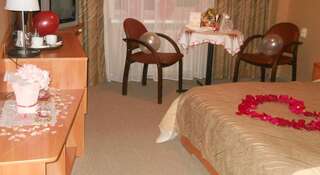 Гостиница Rial Вятские Поляны Улучшенный двухместный номер с 1 кроватью-6